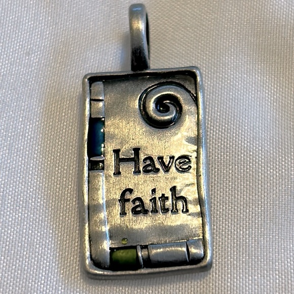 Unknown Jewelry - Silver tone “Have Faith“ Necklace Pendant